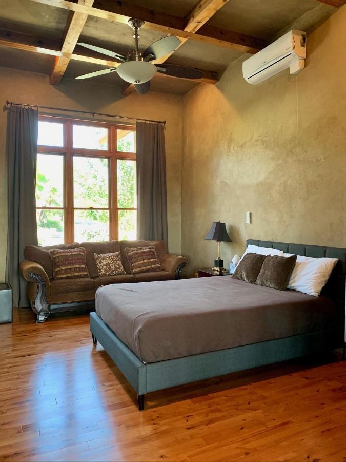 Scenic Hill Country Retreat - Rhino Ranch Villa Ню Браунфелс Екстериор снимка